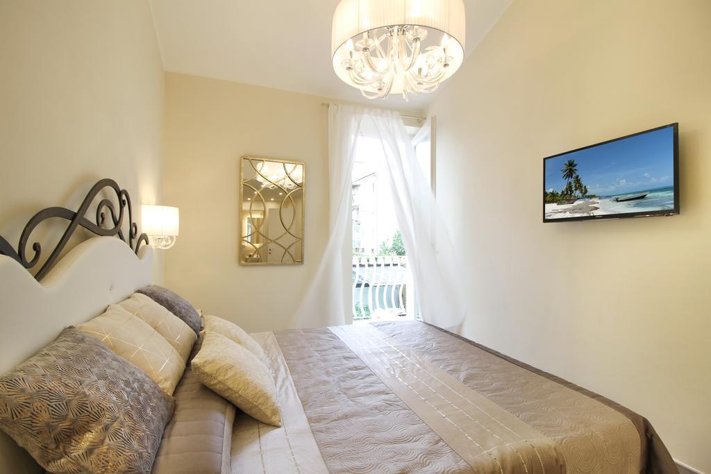 Lucca In Chic - No Ztl - Free Parking - Old City At 10Min By Walk Ngoại thất bức ảnh