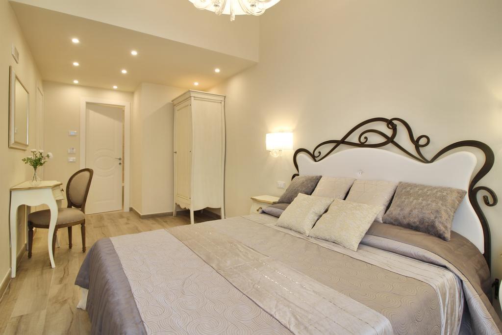 Lucca In Chic - No Ztl - Free Parking - Old City At 10Min By Walk Ngoại thất bức ảnh